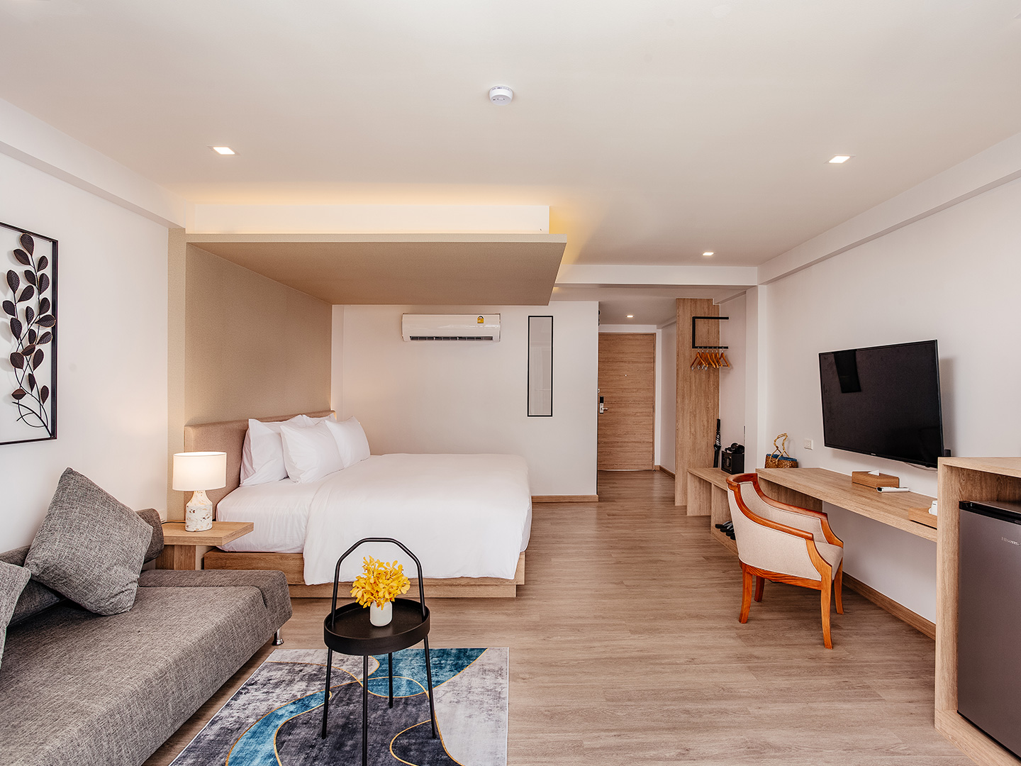 Anona Beachfront Phuket Resort - Luxury Beachfront Resort