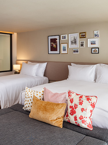 Amenities: Junior Family Suite