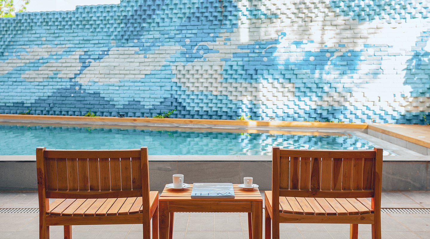 Deluxe Pool Access Room