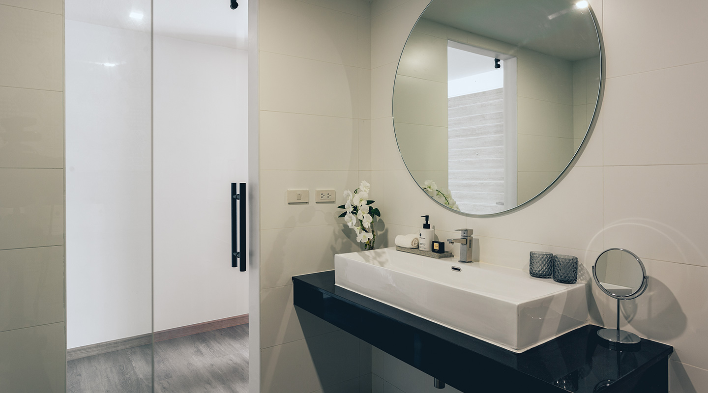 Deluxe Pool Access Room