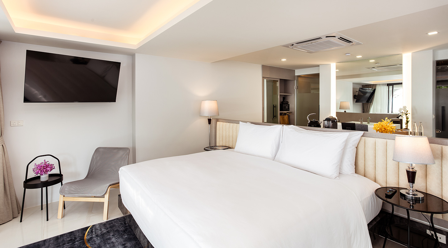 Oceanfront Suite