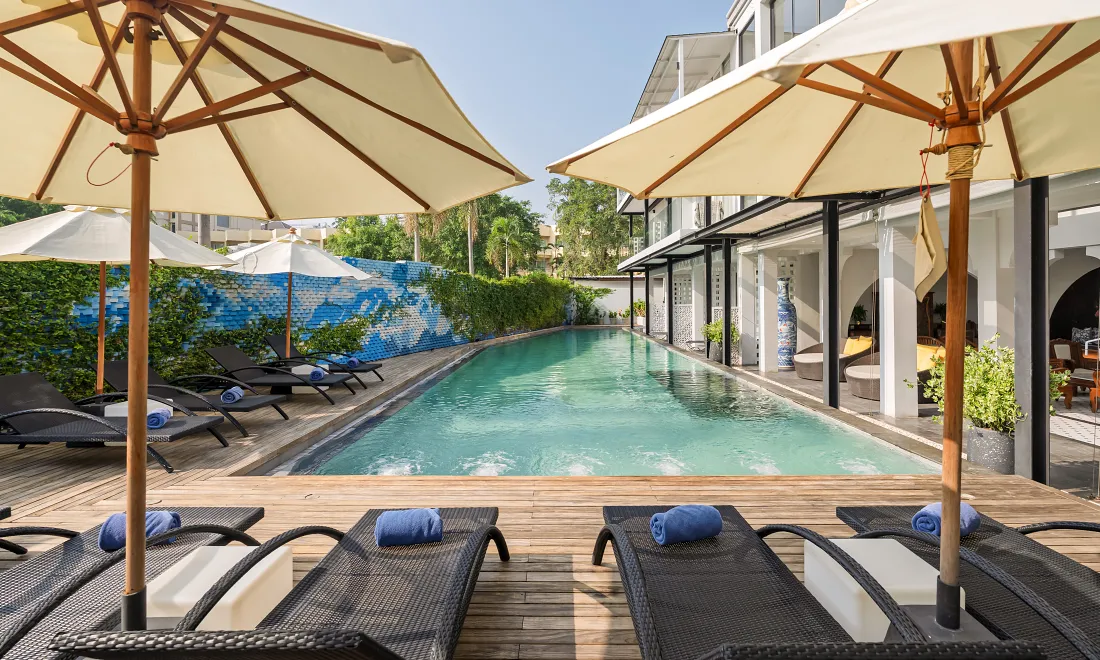 Anona Beachfront Pool