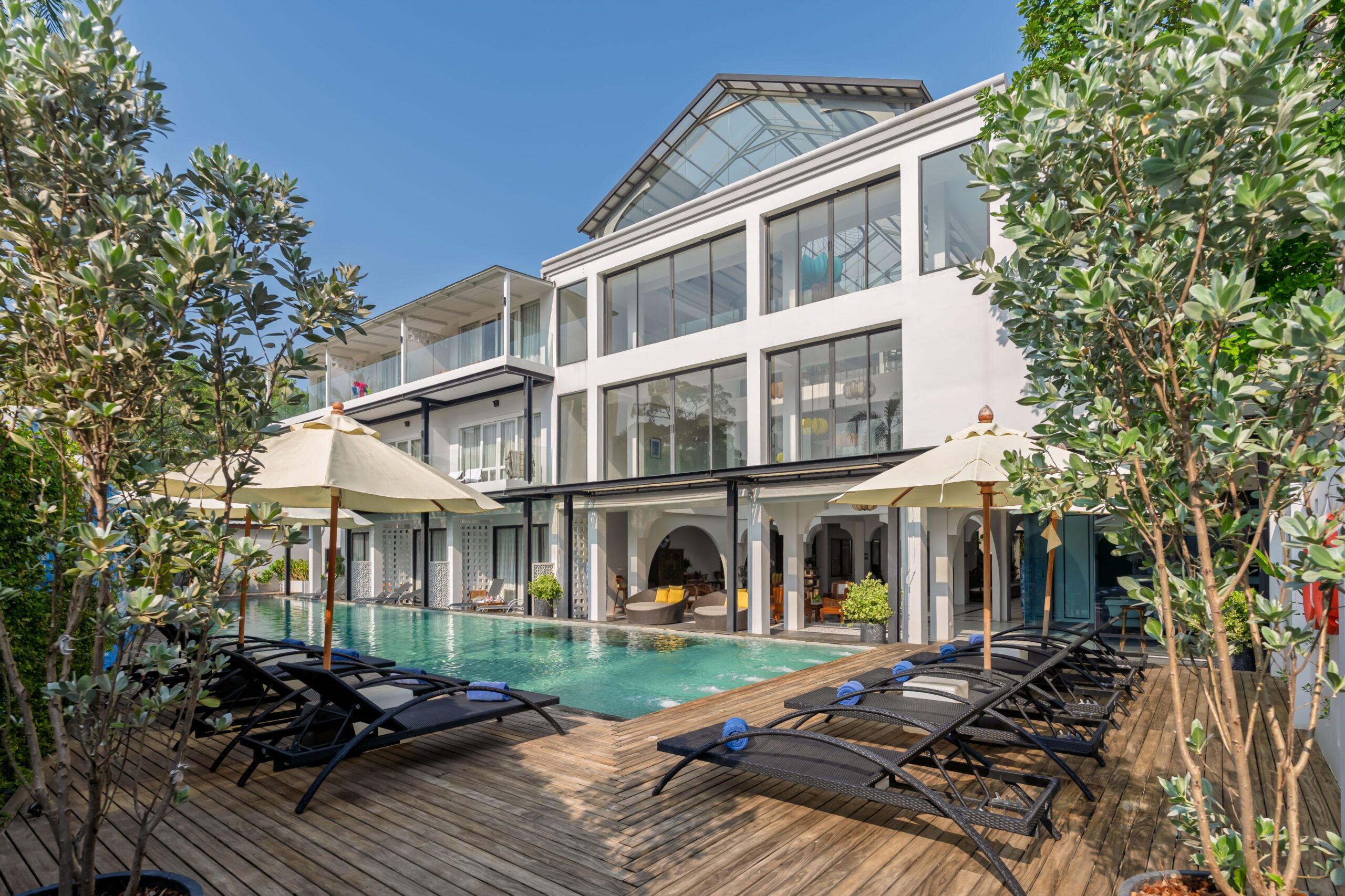 Anona Beachfront Phuket Resort - Luxury Beachfront Resort